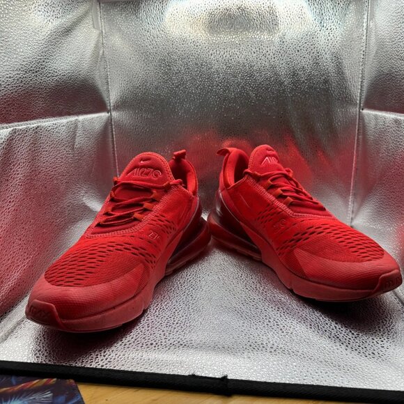 Size 11 Nike Air Max 270 University Triple Red Mens Running Shoes CV7544-600 - Picture 5 of 12